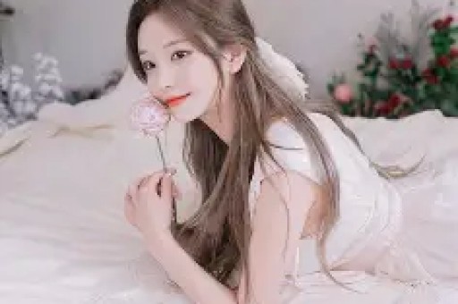 张艺兴成有道全线代言人赵露思演唱会秒空！最新娱乐八卦大揭秘